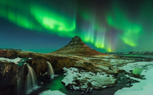 How to See the Northern Lights in Iceland in 2020 - Czech & Slovak Leaders
