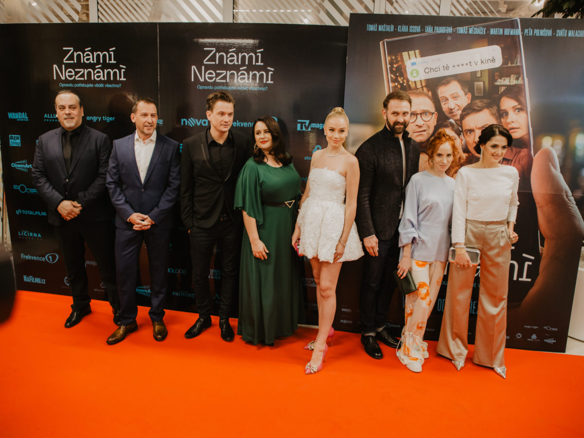 Yekaterina Starshovaning yalangoch fotosurati