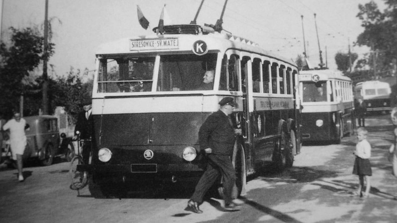 October 1972: Prague says goodbye to trolleybuses - Czech & Slovak Leaders
