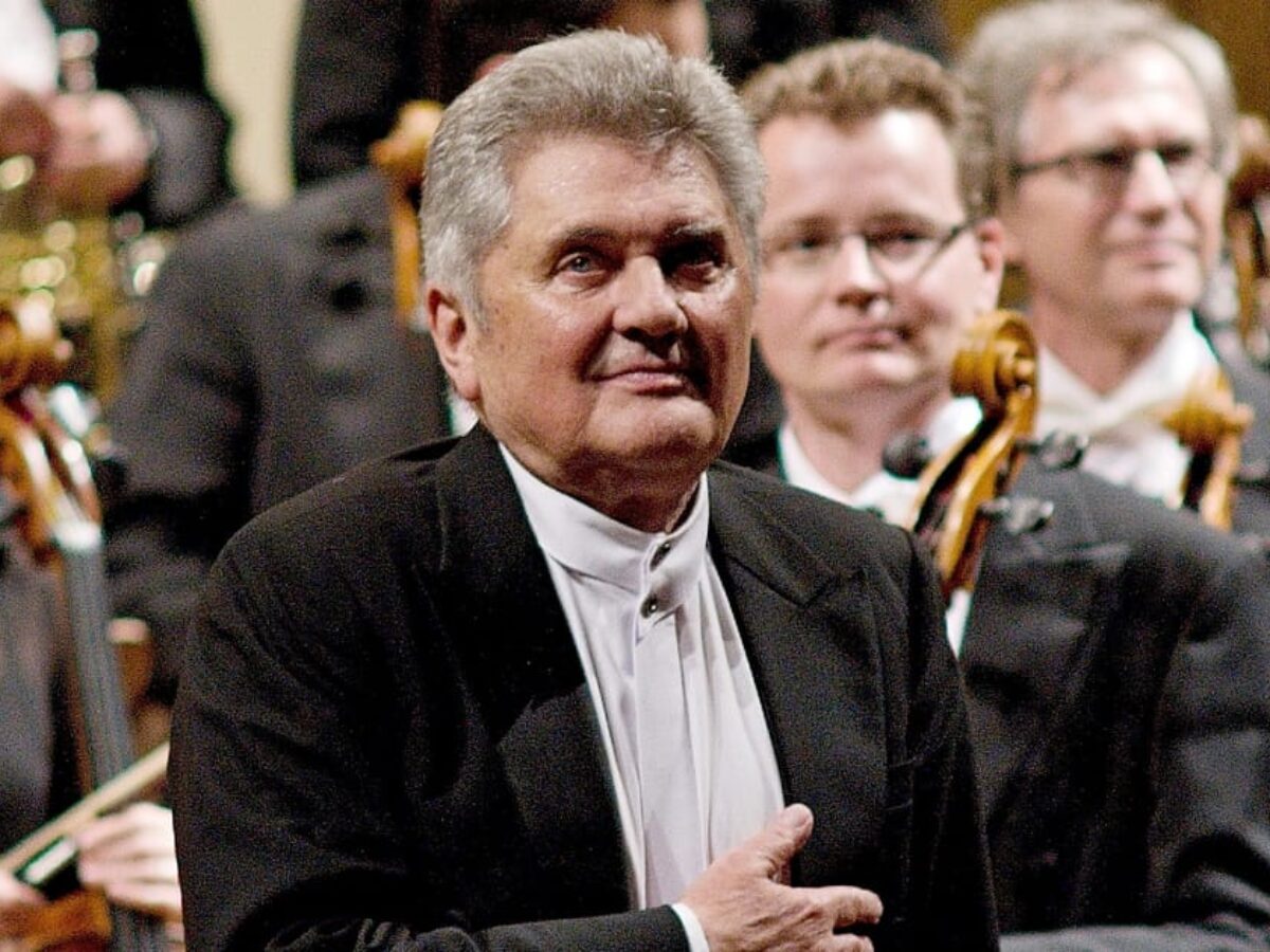 Czech Radio mourns Vladimír Válek, longtime conductor of its