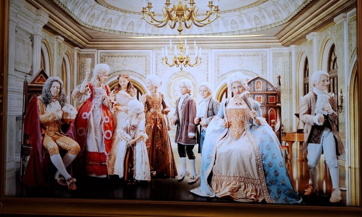 Play-Mozart-1200x720.jpg