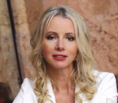 Eva Primus Kovandová