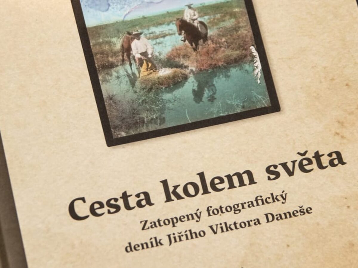 チェコ共和国写真集　Česká republika letecky From Prague to Australia: the lost photographs of Jiří Viktor