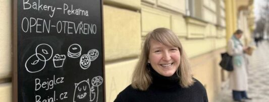 Katie Perkins on bringing real US-style bagels to Prague with Bejgl