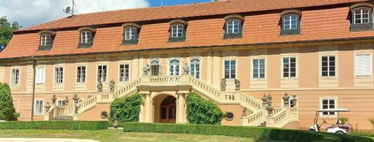 No bidder: Czech authorities now offering Štiřín Chateau for free