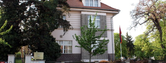 Czech Radio: Burglars raided Armenian Embassy in Prague
