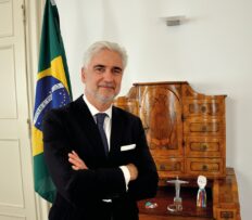 H.E. Orlando Leite Ribeiro
