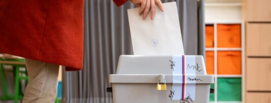 “It’s actually very simple”: How EU citizens can vote in Czechia’s local elections